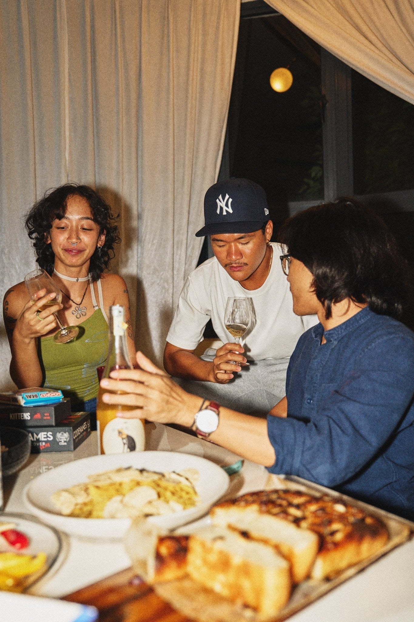 5 Tips To Survive This Festive Season With 10 Bottle Reccomendations - Vyne