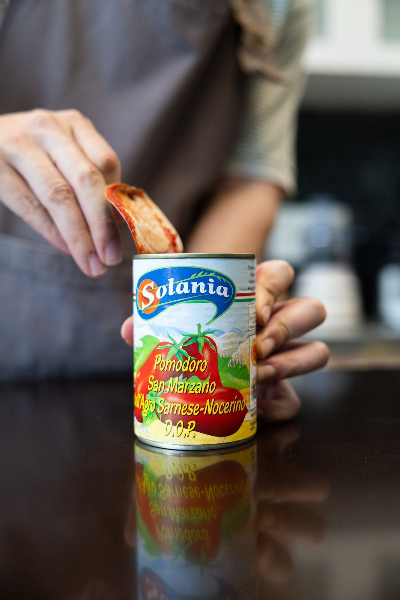 Solania DOP San Marzano Peeled Tomatoes 400g - Vyne